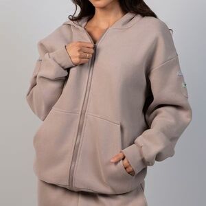Travel Essentials Zip Hoodie - Bark / M